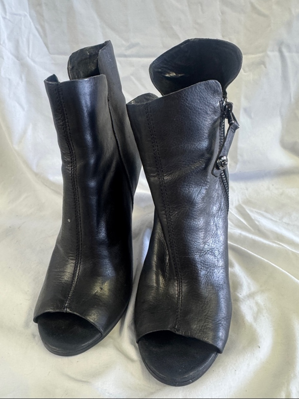 GUESS Black Leather Peep-Toe Ankle Boots with Side Zip Detail